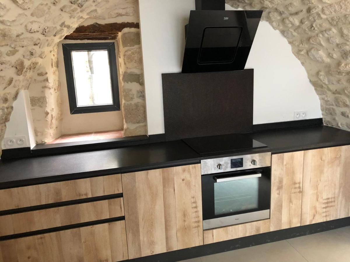 Parenthese Aux Portes D Uzes *