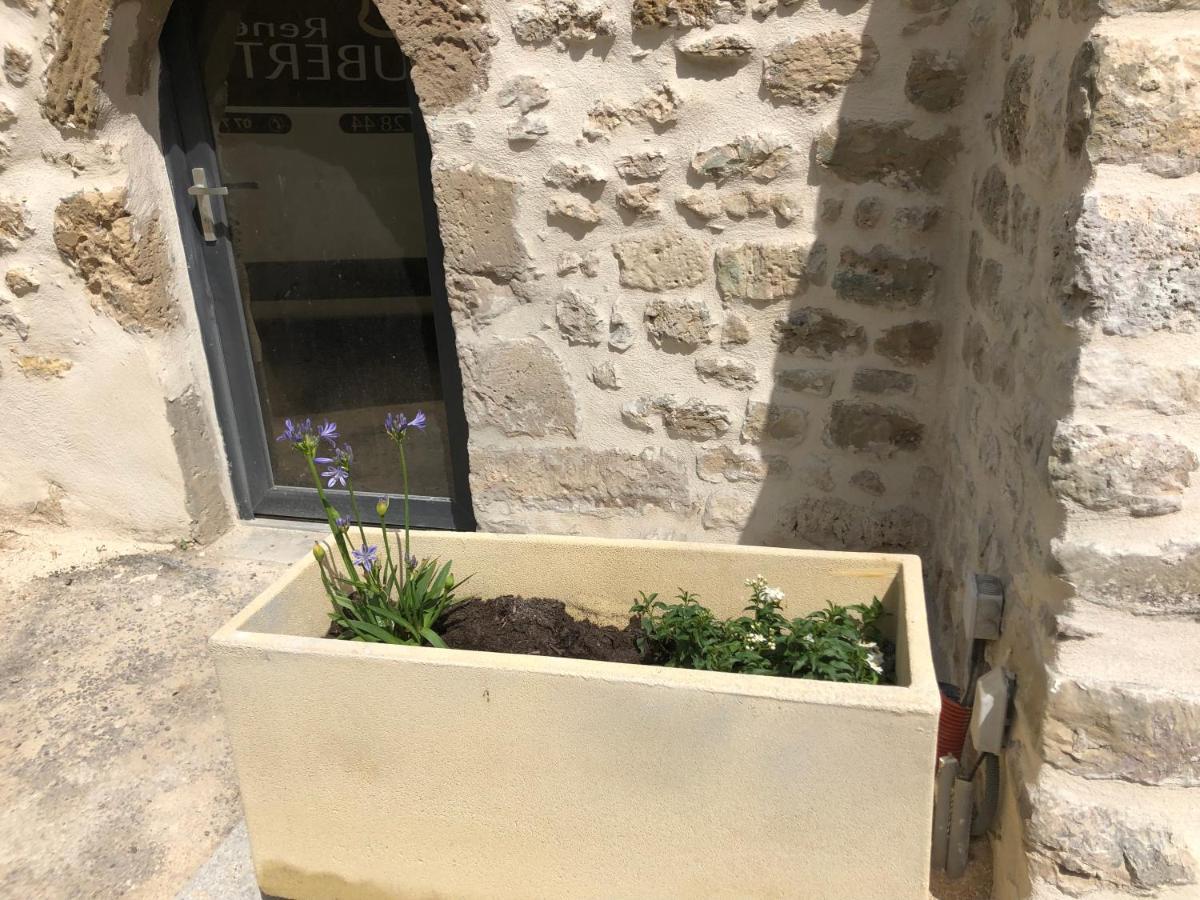 Parenthese Aux Portes D Uzes *