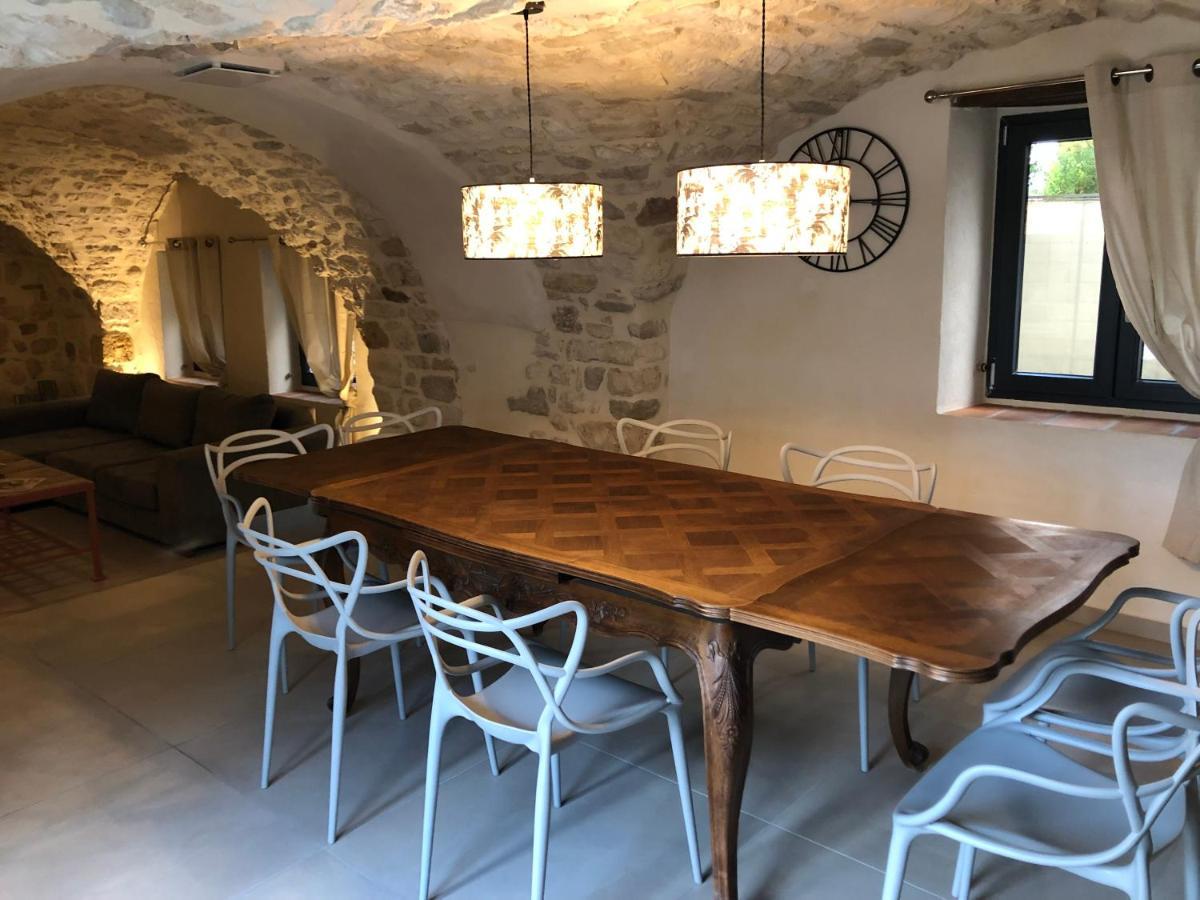 Parenthese Aux Portes D Uzes