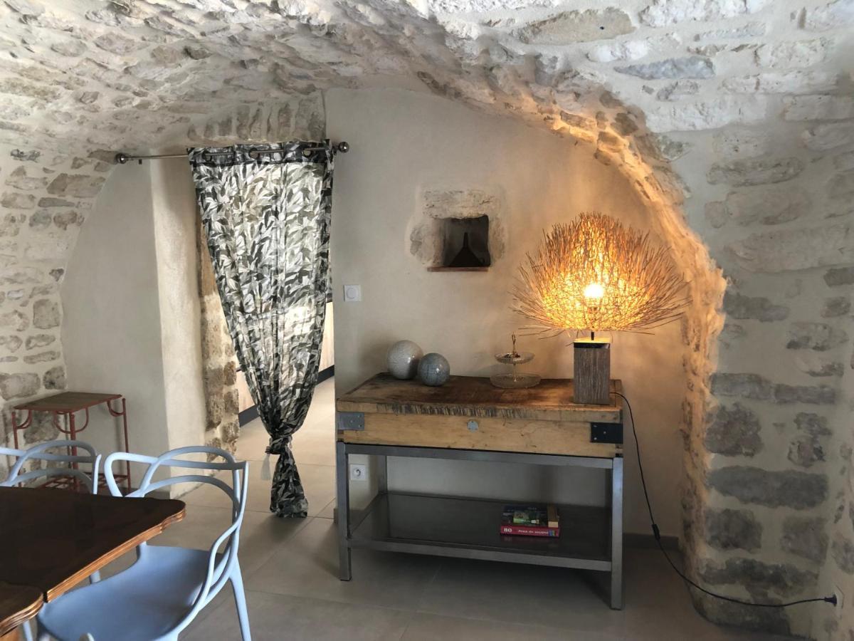 Parenthese Aux Portes D Uzes *