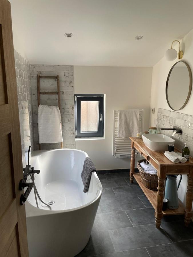 Parenthese Aux Portes D Uzes *